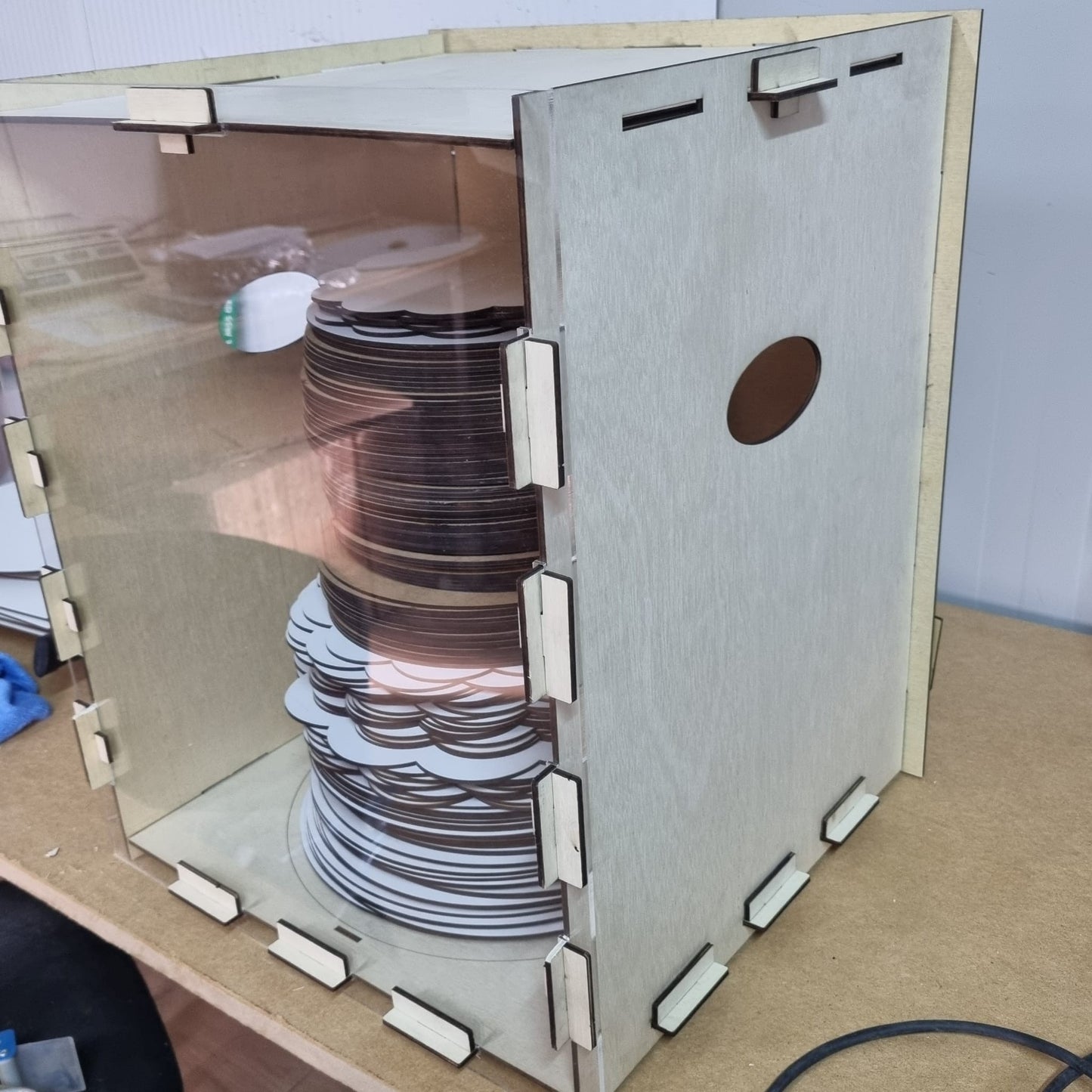 Cutie transport cu display