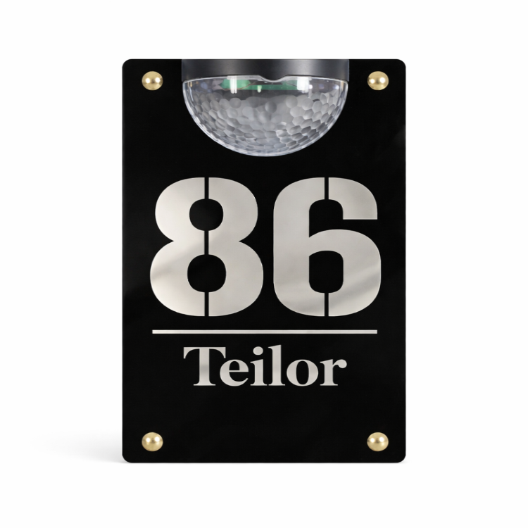 Numar casa negru lucios cu lampa solara