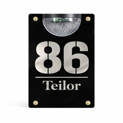 Numar casa negru lucios cu lampa solara